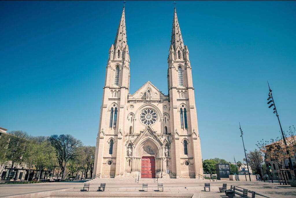 Le Petit Nid - Coeur De Ville - Clim Nîmes Zewnętrze zdjęcie